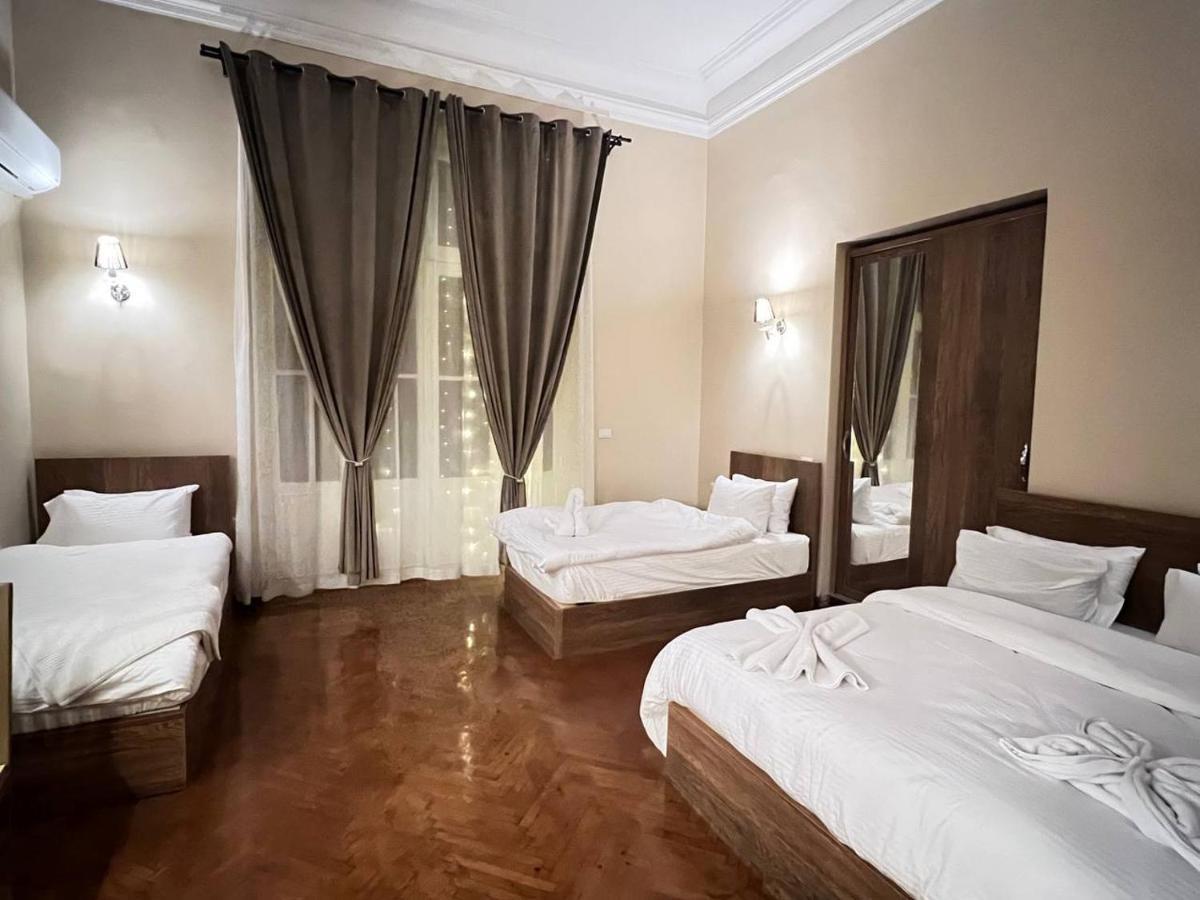 Paris East * القاهرة