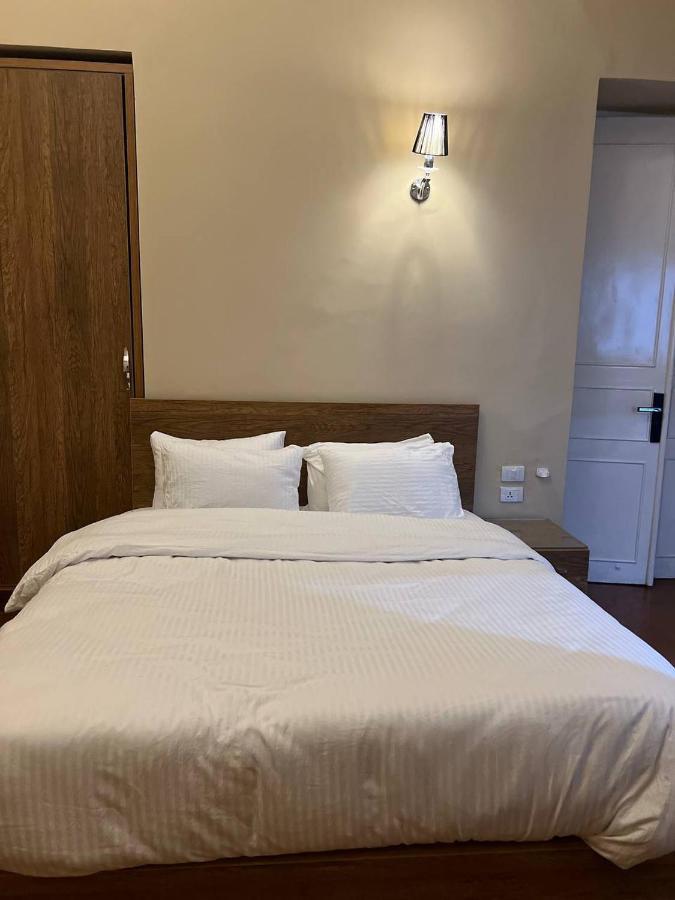 Paris East بيت شباب القاهرة