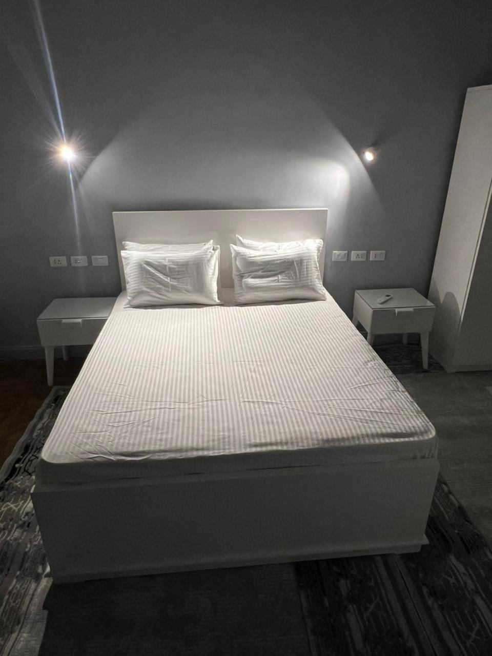 Paris East بيت شباب القاهرة